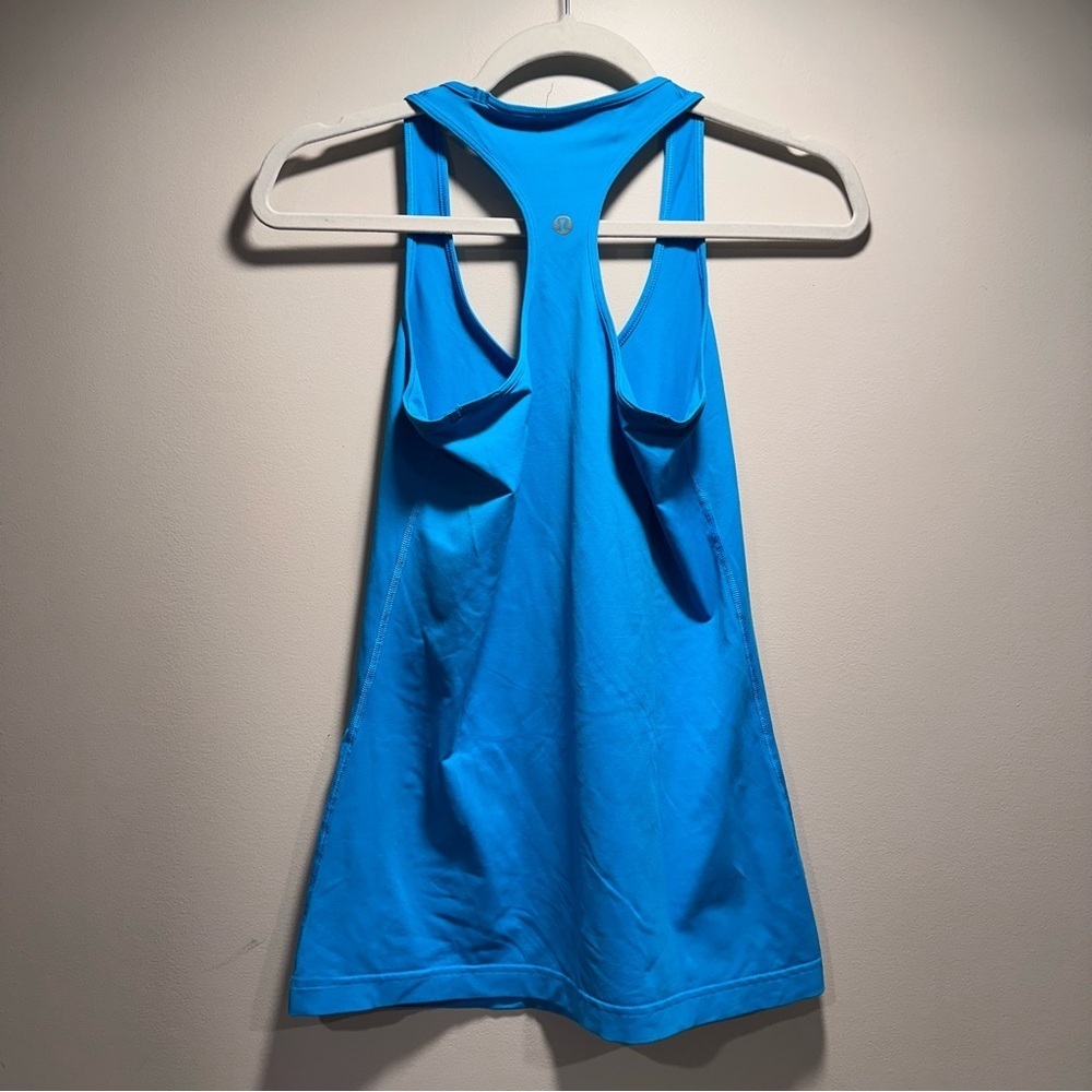 Lululemon Cool Racerback in Beach Blanket Blue GUC Size 4 (See measurements) UV - Picture 6 of 11
